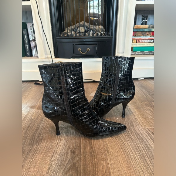 Stuart Weitzman Patent Leather Boots - Picture 4 of 8